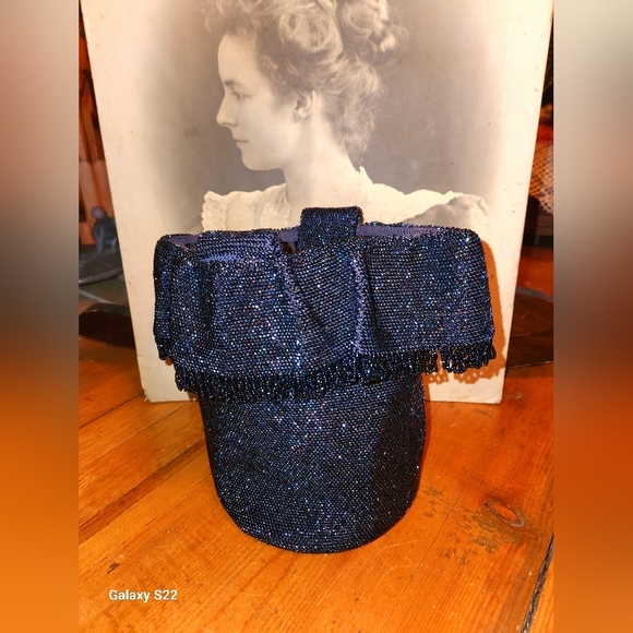 Fab 1940s Era Blue Aurora Borealis Glass Seed Bead Fringed Bucket Purse Bag - Picture 2 of 6